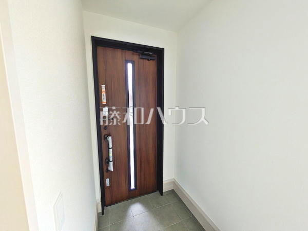 1号棟 内玄関 【福岡市早良区野芥2丁目】 1号棟 内玄関 【福岡市早良区野芥2丁目】