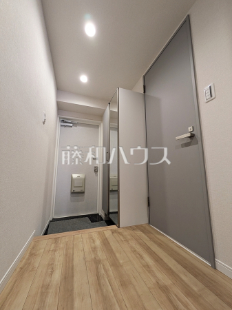 玄関 【ライオンズマンション三鷹 】 玄関 【ライオンズマンション三鷹 】