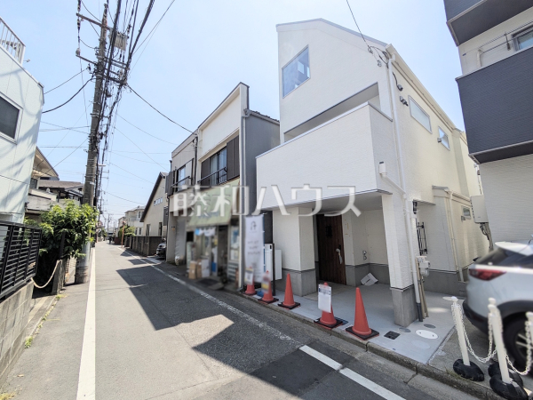 接道状況および現場風景 【西東京市南町3丁目】 接道状況および現場風景 【西東京市南町3丁目】