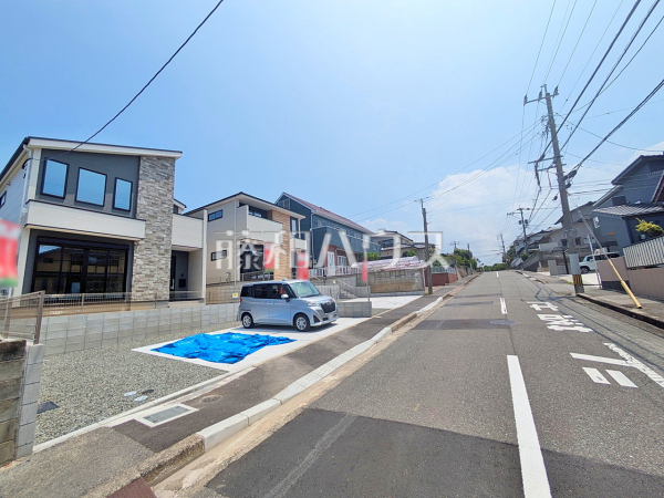 接道状況および現場風景 【福岡市東区美和台5丁目】 接道状況および現場風景 【福岡市東区美和台5丁目】