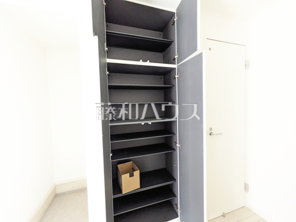 2号棟 収納 【糟屋郡粕屋町仲原2丁目】 2号棟 収納 【糟屋郡粕屋町仲原2丁目】