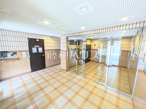 ≪エントランス≫住まう方をやさしく出迎えるエントランス 【レクセルマンション府中】 ≪エントランス≫住まう方をやさしく出迎えるエントランス 【レクセルマンション府中】