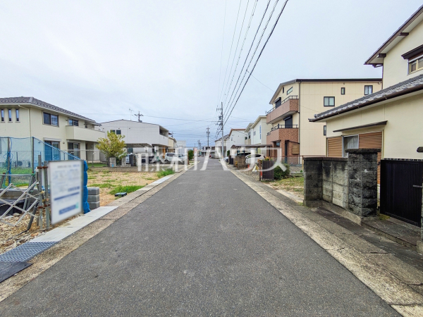 接道状況および現場風景 【春日井市東野町2丁目】 接道状況および現場風景 【春日井市東野町2丁目】