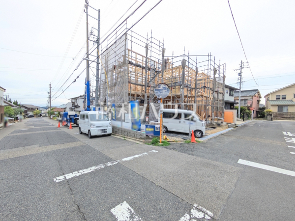 接道状況および現場風景 【春日井市岩成台5丁目】 接道状況および現場風景 【春日井市岩成台5丁目】