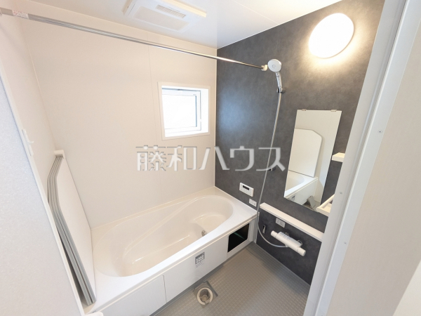 3号棟 浴室 【春日井市岩成台5丁目】 3号棟 浴室 【春日井市岩成台5丁目】