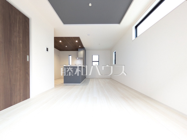 5号棟 リビング 【立川市西砂町2丁目】 5号棟 リビング 【立川市西砂町2丁目】
