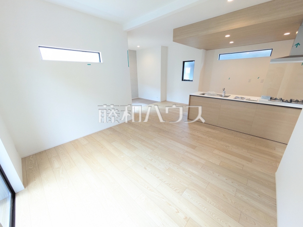 リビング 【春日井市弥生町2丁目】 リビング 【春日井市弥生町2丁目】