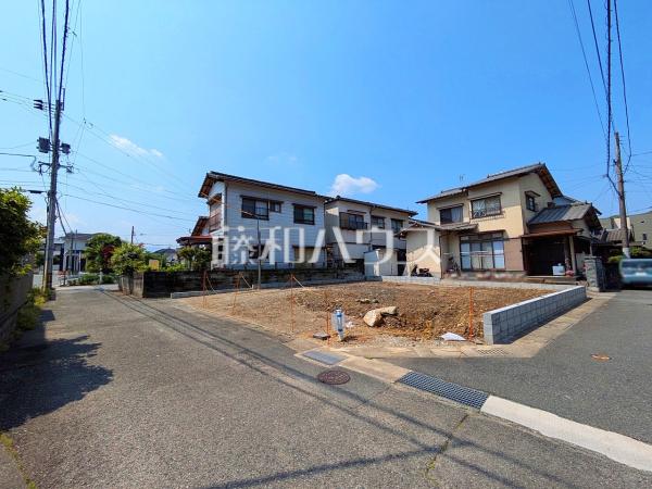 接道状況および現場風景 【福岡市西区上山門3丁目】 接道状況および現場風景 【福岡市西区上山門3丁目】