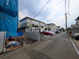 接道状況および現場風景 【日野市多摩平3丁目】周辺は落ち着いた雰囲気の住宅地です。小さなお子様がいるご家庭も安心です。 接道状況および現場風景 【日野市多摩平3丁目】周辺は落ち着いた雰囲気の住宅地です。小さなお子様がいるご家庭も安心です。