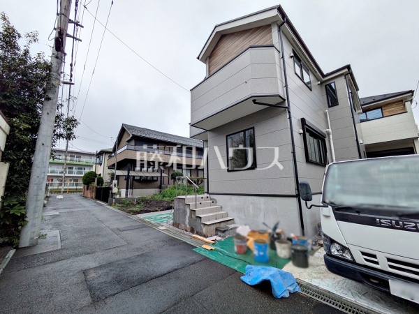 接道状況および現場風景 【日野市多摩平3丁目】 接道状況および現場風景 【日野市多摩平3丁目】