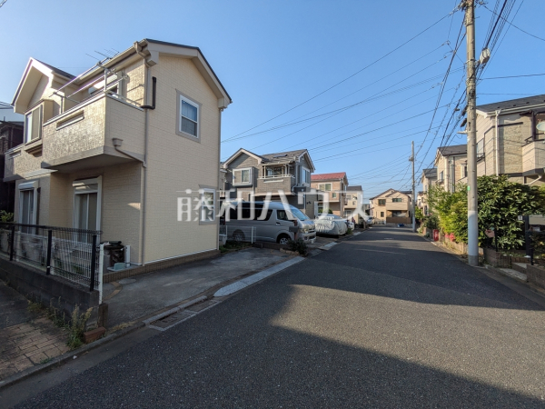 接道状況および現場風景 【練馬区南大泉6丁目】 接道状況および現場風景 【練馬区南大泉6丁目】