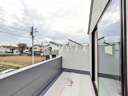2号棟 バルコニー(施工中) 【国分寺市北町4丁目】/撮影日2026/10/19
