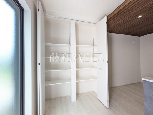 12号棟 収納 【国分寺市北町4丁目】