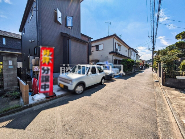 接道状況および現場風景 【所沢市小手指南2丁目】 接道状況および現場風景 【所沢市小手指南2丁目】