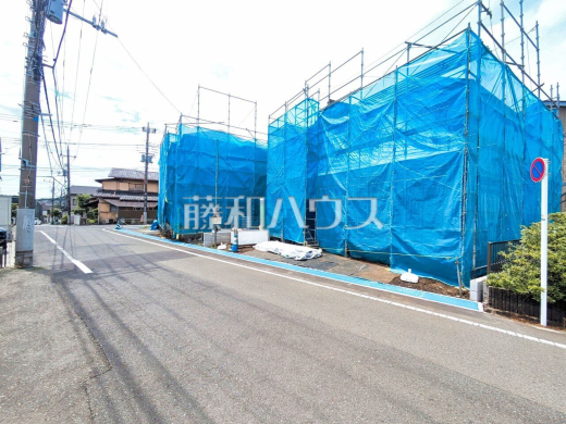 現場風景【八王子市子安町2丁目】 見学はしたいけど、なかなか時間が取れない・・・そんな方に出勤前や仕事終わりにマイホームを見学できるサポートをいたします。