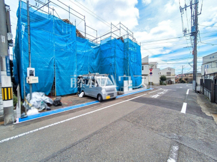 接道状況および現場風景 【八王子市子安町2丁目】 平日のご案内も可能です。まずはお気軽にお問合せ下さいませ。 /撮影日2026/06/06