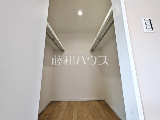 2号棟 ウォークインクローゼット 【武蔵野市桜堤3丁目】