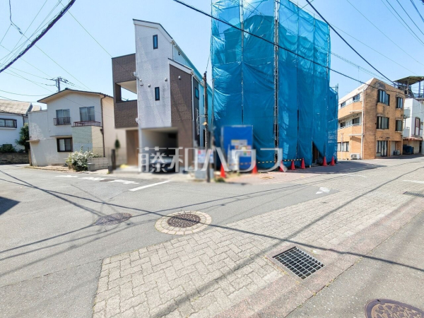 接道状況および現場風景 【東久留米市本町2丁目】 接道状況および現場風景 【東久留米市本町2丁目】