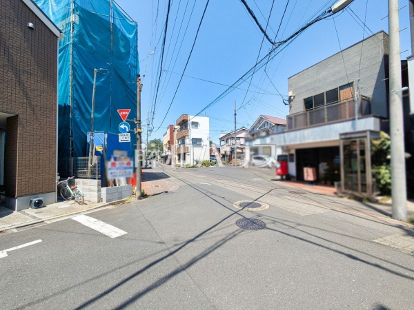 接道状況および現場風景 【東久留米市本町2丁目】 接道状況および現場風景 【東久留米市本町2丁目】