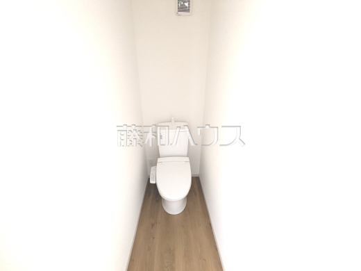 トイレ 【春日井市柏井町2丁目】