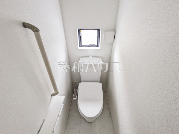 B号棟 トイレ 【福岡市城南区樋井川5丁目】 B号棟 トイレ 【福岡市城南区樋井川5丁目】