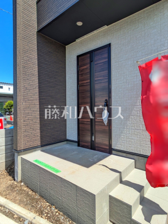 17号棟(モデル棟) 玄関 【新座市畑中1丁目】 17号棟(モデル棟) 玄関 【新座市畑中1丁目】