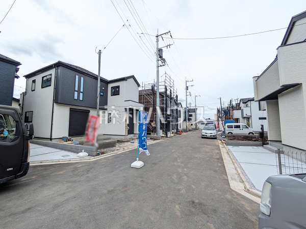 接道状況および現場風景 【新座市畑中1丁目】 接道状況および現場風景 【新座市畑中1丁目】