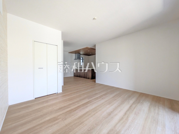 11号棟 リビング 【新座市畑中1丁目】 11号棟 リビング 【新座市畑中1丁目】