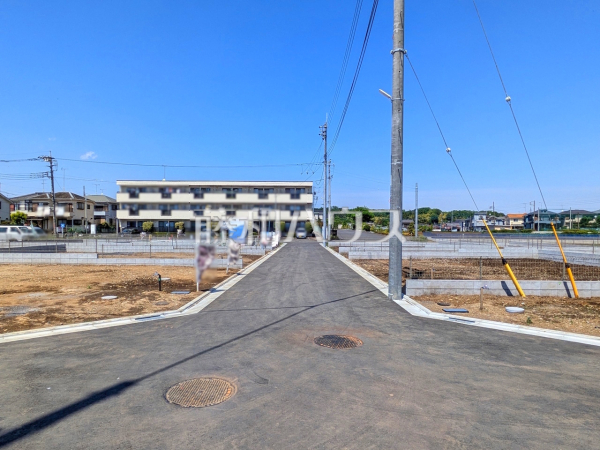 接道状況および現場風景 【武蔵村山市中央1丁目】 接道状況および現場風景 【武蔵村山市中央1丁目】