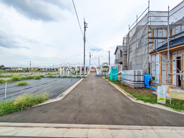 接道状況および現場風景 【武蔵村山市中央1丁目】 接道状況および現場風景 【武蔵村山市中央1丁目】