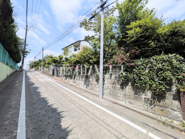 接道状況および現場風景 【杉並区善福寺1丁目】 接道状況および現場風景 【杉並区善福寺1丁目】