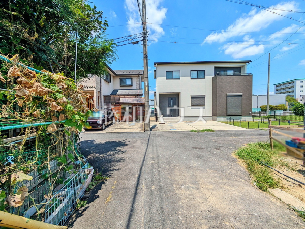 接道状況および現場風景 【春日井市牛山町】 接道状況および現場風景 【春日井市牛山町】