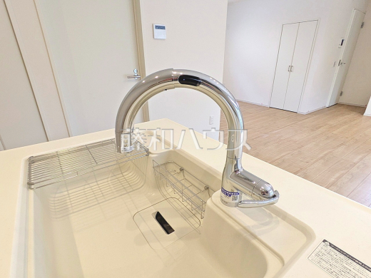 4号棟 浄水器一体型水栓 【三鷹市井口5丁目】 いつでもおいしいお水が飲める浄水器一体型水栓も完備