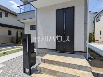 4号棟 玄関 【三鷹市井口5丁目】/撮影日2026/08/02