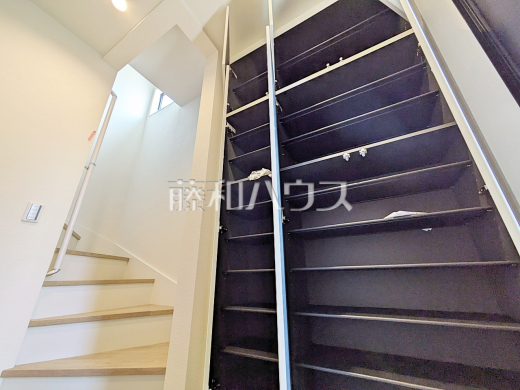 4号棟 収納 【三鷹市井口5丁目】