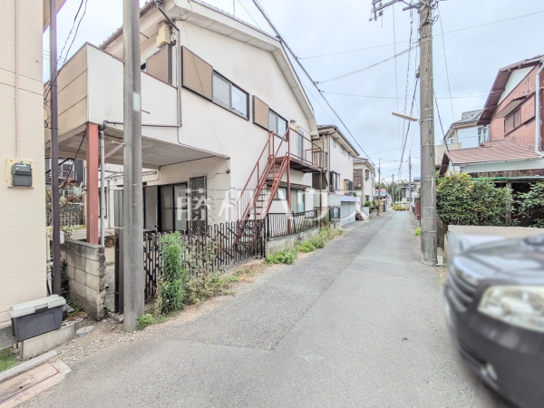 接道状況および現場風景(現況:古屋有) 【小平市仲町】 接道状況および現場風景(現況:古屋有) 【小平市仲町】