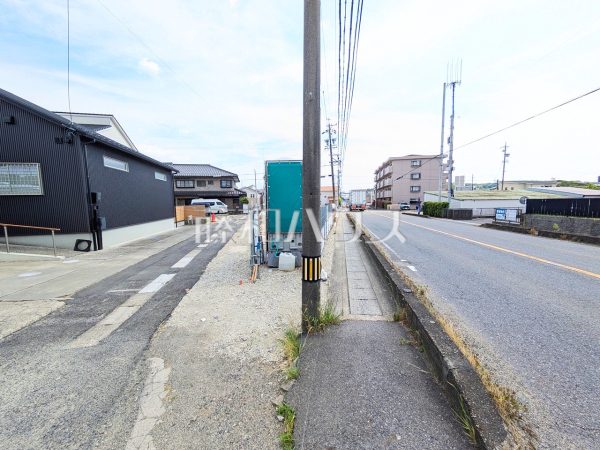 接道状況および現場風景 【春日井市坂下町3丁目】 接道状況および現場風景 【春日井市坂下町3丁目】