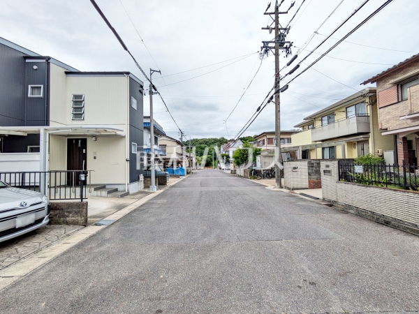 接道状況および現場風景 【春日井市不二ガ丘2丁目】 接道状況および現場風景 【春日井市不二ガ丘2丁目】