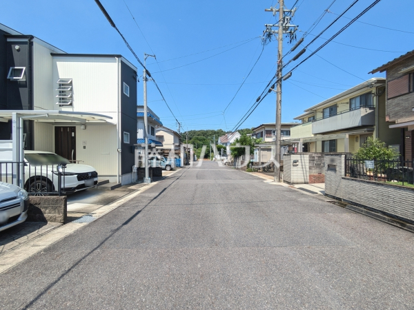 接道状況および現場風景 【春日井市不二ガ丘2丁目】 接道状況および現場風景 【春日井市不二ガ丘2丁目】