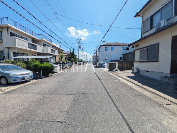 接道状況および現場風景 【春日井市不二ガ丘2丁目】 接道状況および現場風景 【春日井市不二ガ丘2丁目】