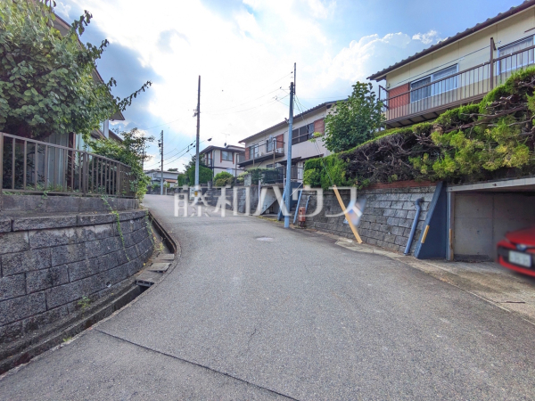 接道状況および現場風景 【春日井市神屋町】 接道状況および現場風景 【春日井市神屋町】