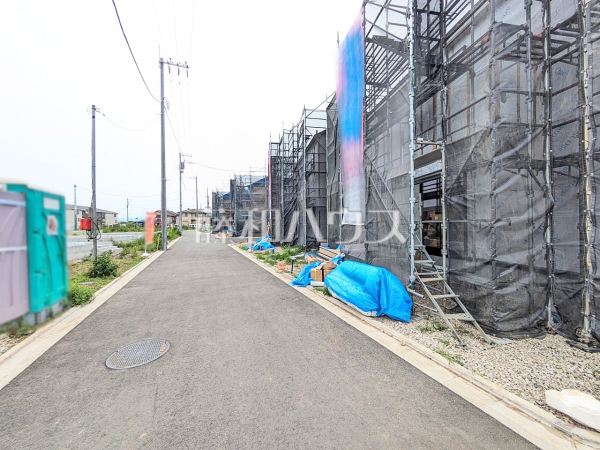接道状況および現場風景 【武蔵村山市中原4丁目】 接道状況および現場風景 【武蔵村山市中原4丁目】