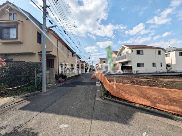 接道状況および現場風景 【調布市東つつじケ丘3丁目】 接道状況および現場風景 【調布市東つつじケ丘3丁目】