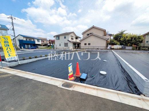 4号地 現地写真 建築条件ございません!お好きなハウスメーカーでの建築可能です。「夢は注文住宅!でも注文住宅って何から手をつければいいの?」そんな時は、ぜひ藤和ハウスへご相談下さい!