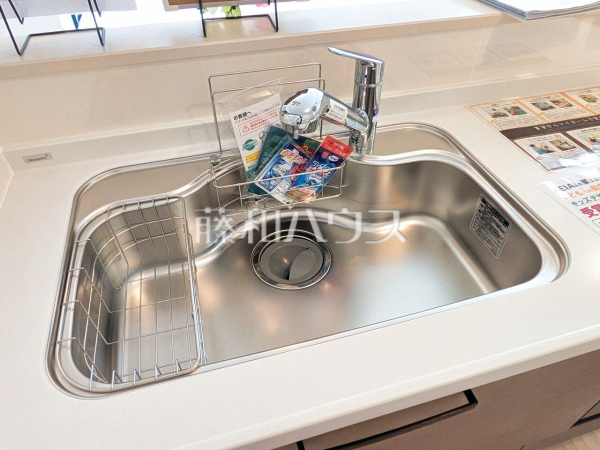 2号棟 キッチン 【所沢市中新井3丁目】 2号棟 キッチン 【所沢市中新井3丁目】