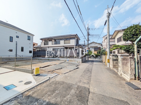 接道状況および現場風景 【志木市柏町1丁目】 接道状況および現場風景 【志木市柏町1丁目】