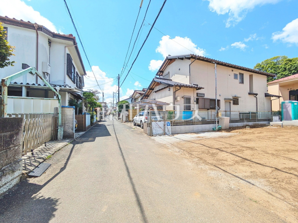 接道状況および現場風景 【志木市柏町1丁目】 接道状況および現場風景 【志木市柏町1丁目】