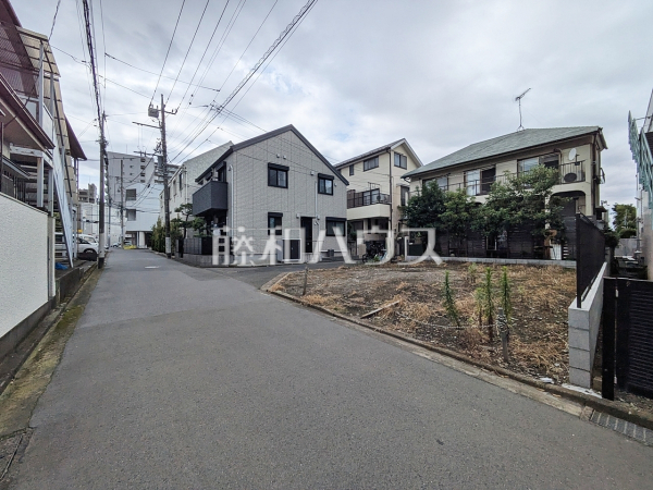 接道状況および現場風景 【武蔵野市境1丁目】 接道状況および現場風景 【武蔵野市境1丁目】