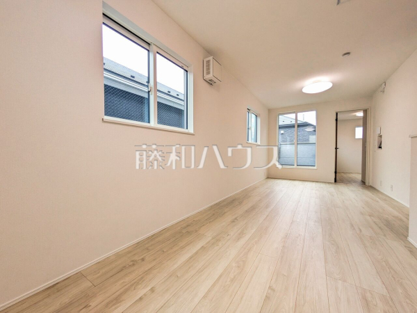 1号棟 リビング 【八王子市散田町5丁目】 1号棟 リビング 【八王子市散田町5丁目】
