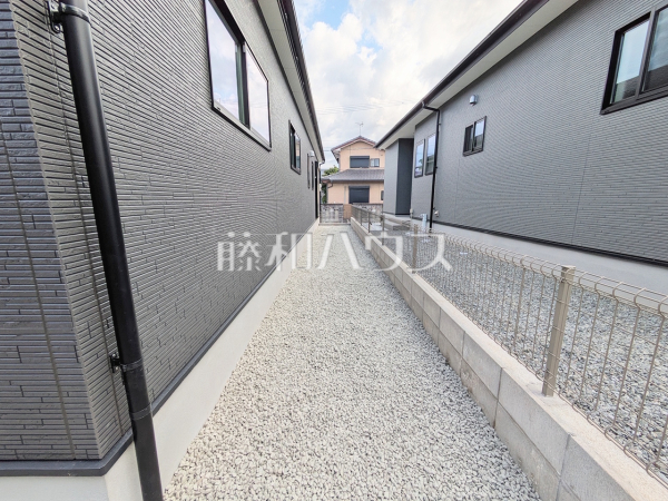 2号棟 庭 【福岡市西区上山門2丁目】 2号棟 庭 【福岡市西区上山門2丁目】